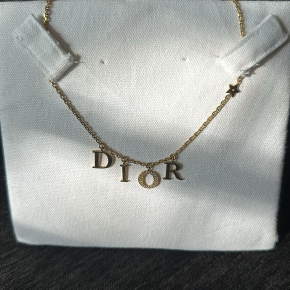 Women’s gold Dior necklace - Picture 4 of 12